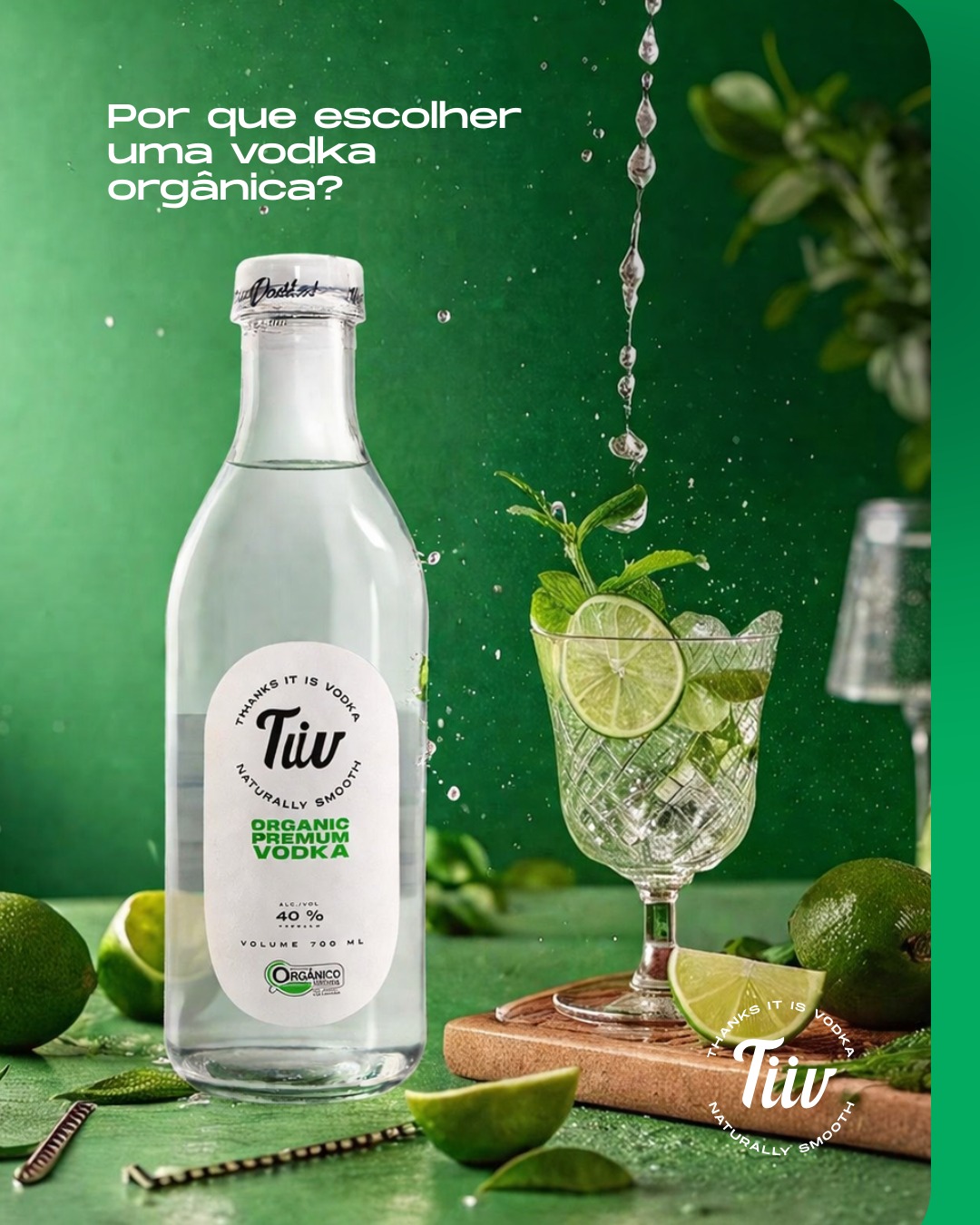 Garrafa Tiiv e drink cítrico em cenário verde